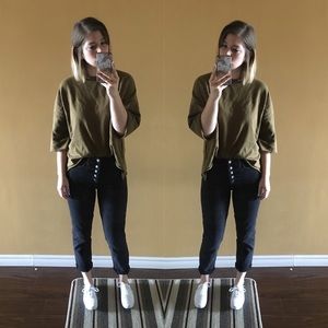 Meet your Posher, Brittney